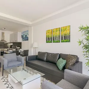 Tropical Treat Apartment